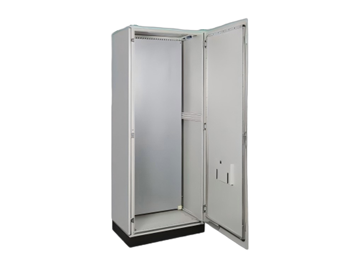 11、Armoire &agrave; neuf volets.jpg